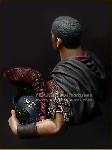 Young Miniatures YH1868 Roman Officer 1/10 – image 4