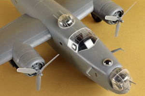 Hobby Boss 81774 Consolidated B-24J Liberator 1/48 – image 19