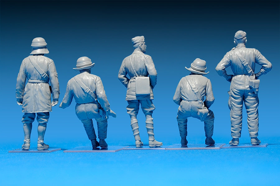 MiniArt 35500 Italian Tank Crew. Resin Heads 1/35 – image 3
