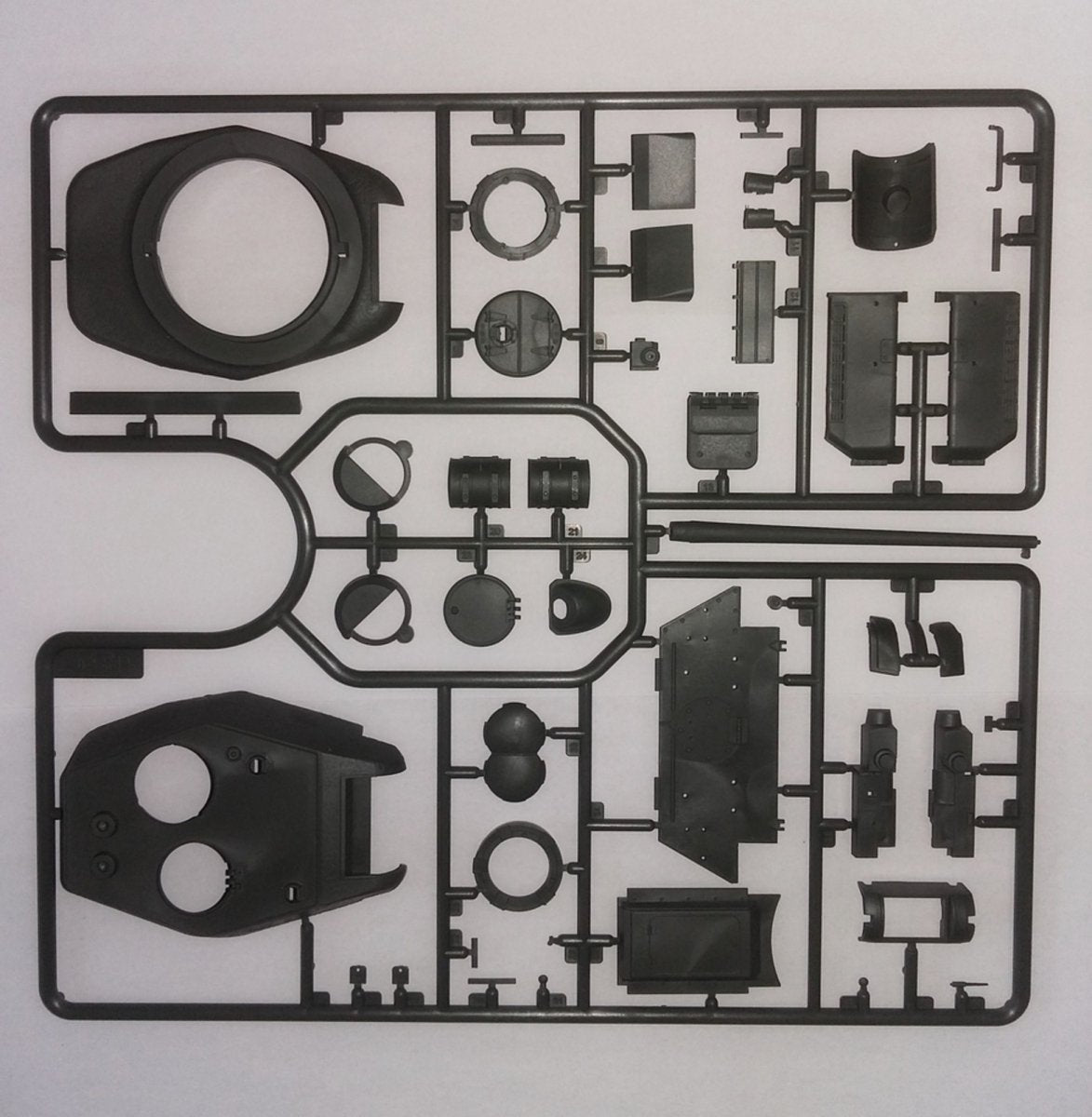 ICM 35367 Т-34-85, WWII Soviet Medium Tank 1/35 – immagine 8
