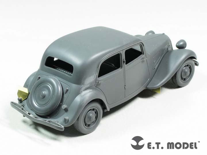 ET Model E35-229 WWII CITROEN Traction 11CV Staff Car (For TAMIYA 35301) (1/35) – image 4
