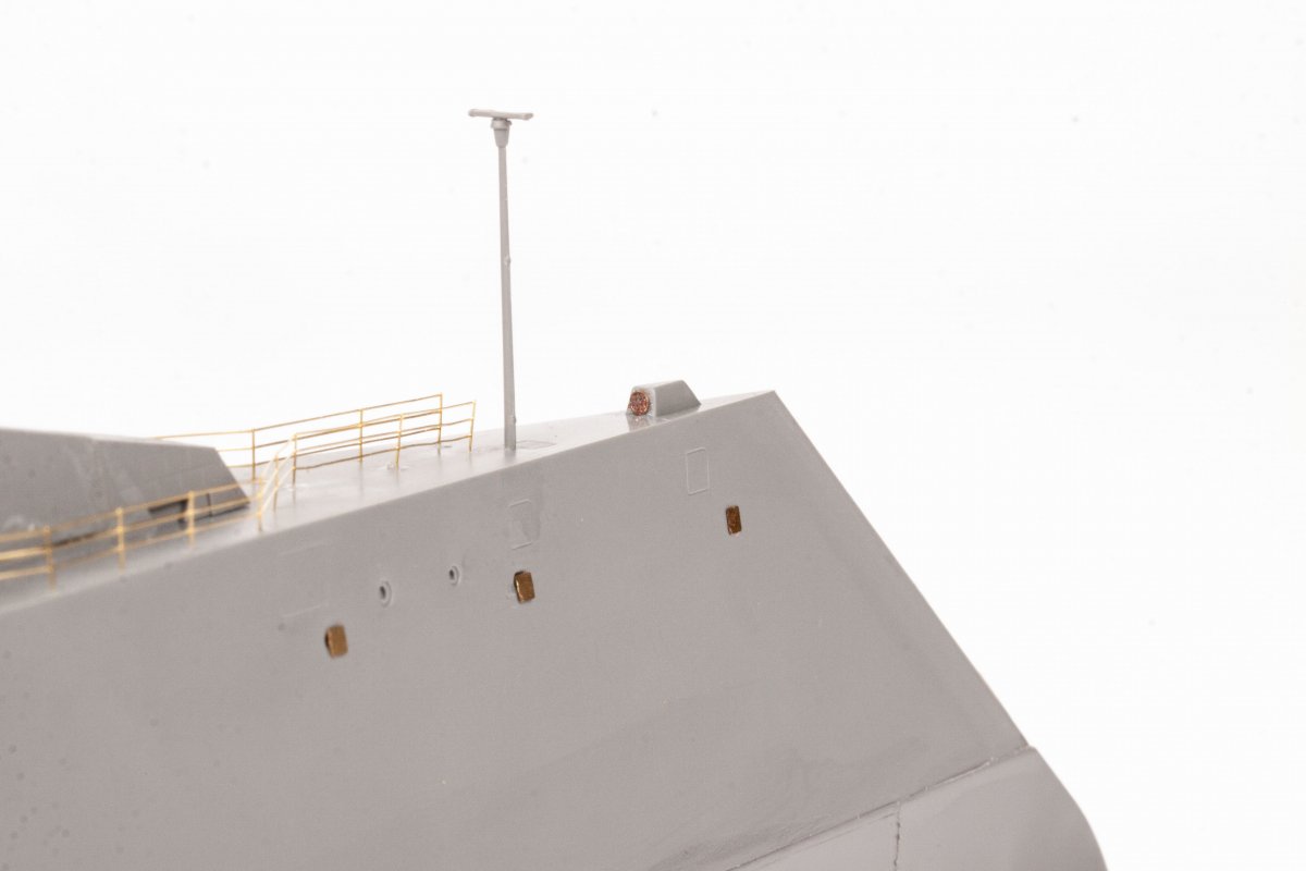 Eduard 53288 USS DDG-1000 Zumwalt SNOWMAN MODELS, TAKOM 1/350 – image 15