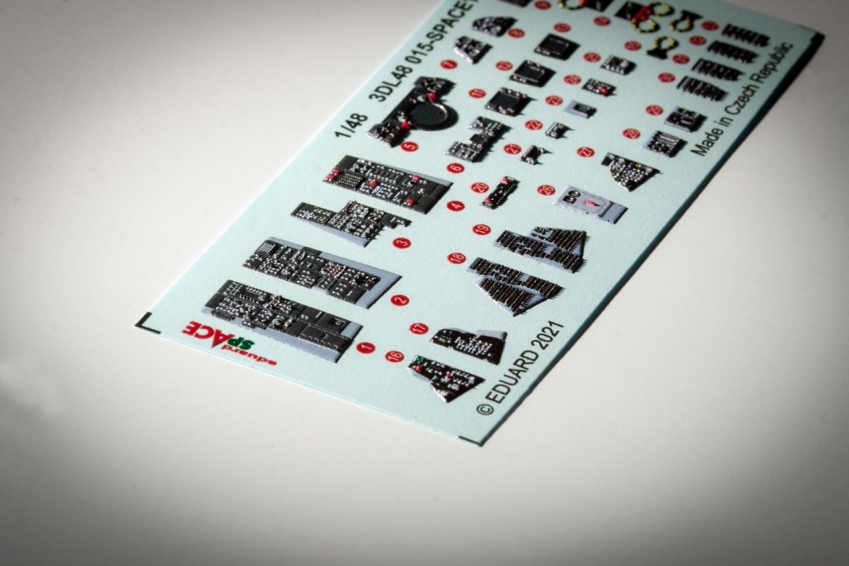 Eduard 3DL48015 F-14A SPACE TAMIYA 1/48 – image 2
