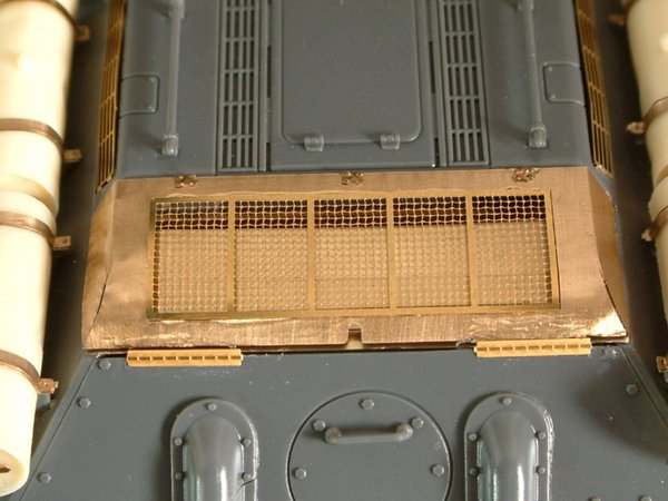 Voyager Model VPE48018 Su-122 1/48 – image 4