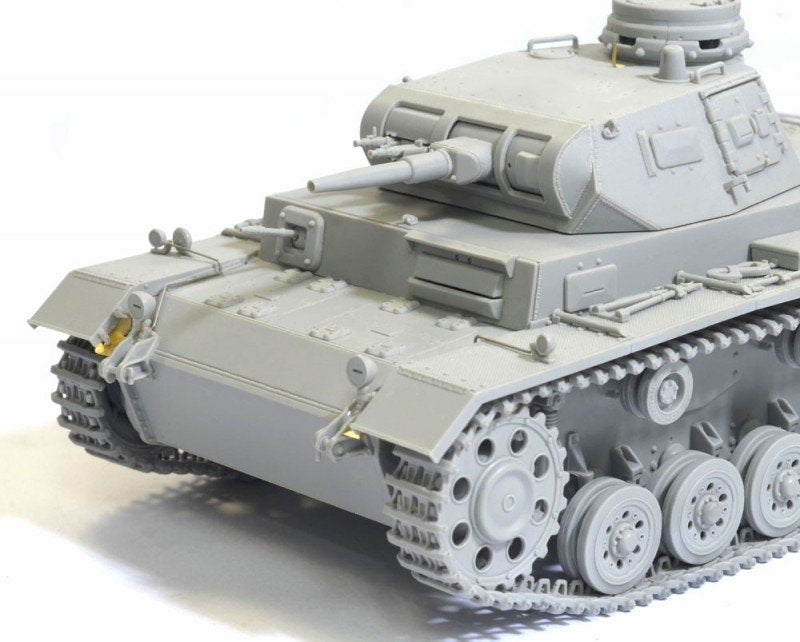 Dragon 6631 Pz.Kpfw. III Ausf. E France 1940 1/35 – obrázek 6