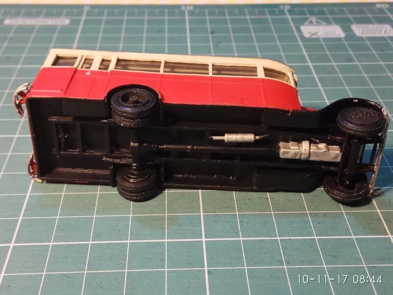 Zebrano 72110 ZiS-8 Soviet Bus 1/72 – zdjęcie 4