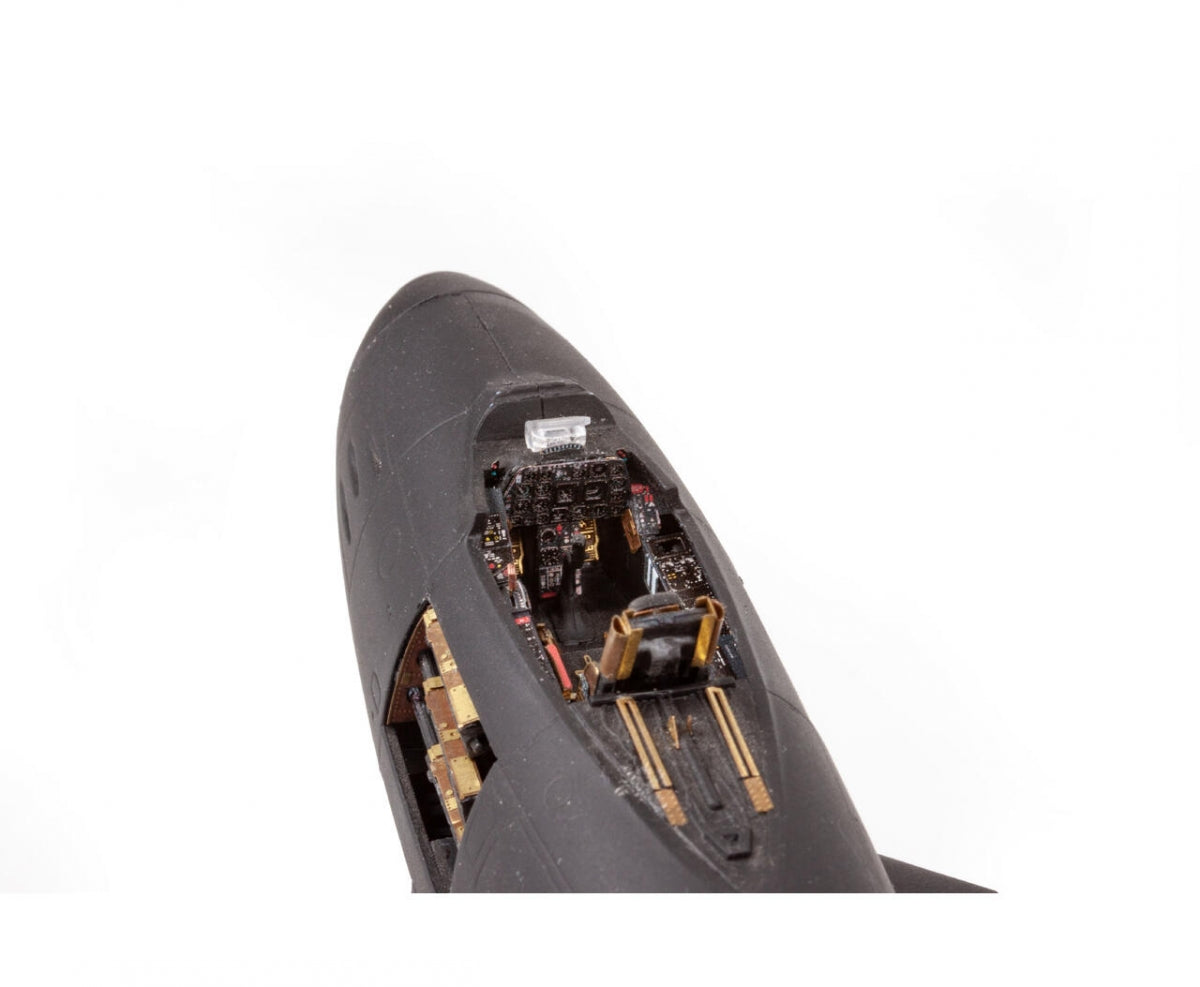 Eduard FE1499 F-86F-25/30 Airfix 1/48 – image 2