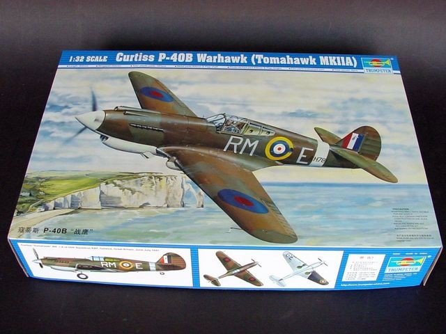 Trumpeter 02228 P-40B Warhawk (Tomahawk MKIIA) 1/32 – image 2