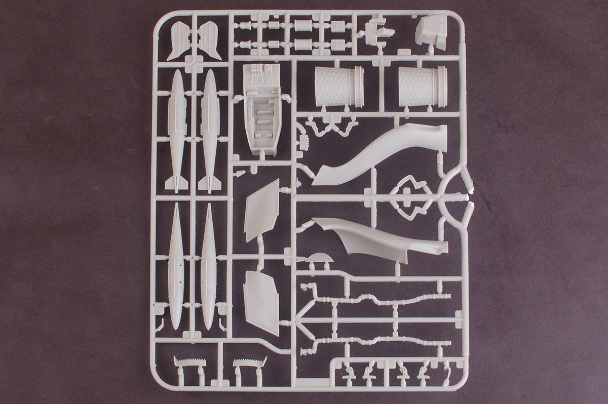 Kitty Hawk 80132 F-35C Lighting II 1/48 – Bild 9
