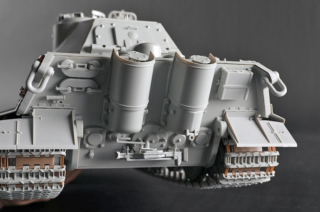 Trumpeter 00948 Char lourd allemand Tiger II - Tourelle Porsche, première production, échelle 1/16 – image 12