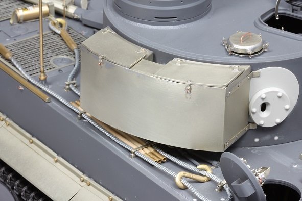 Aber 16K02 Pz.Kpfw. VI Ausf.E (Sd.Kfz.181) Tiger I – s.PzAbt. 501 in Tunisia 1/16 – Bild 8