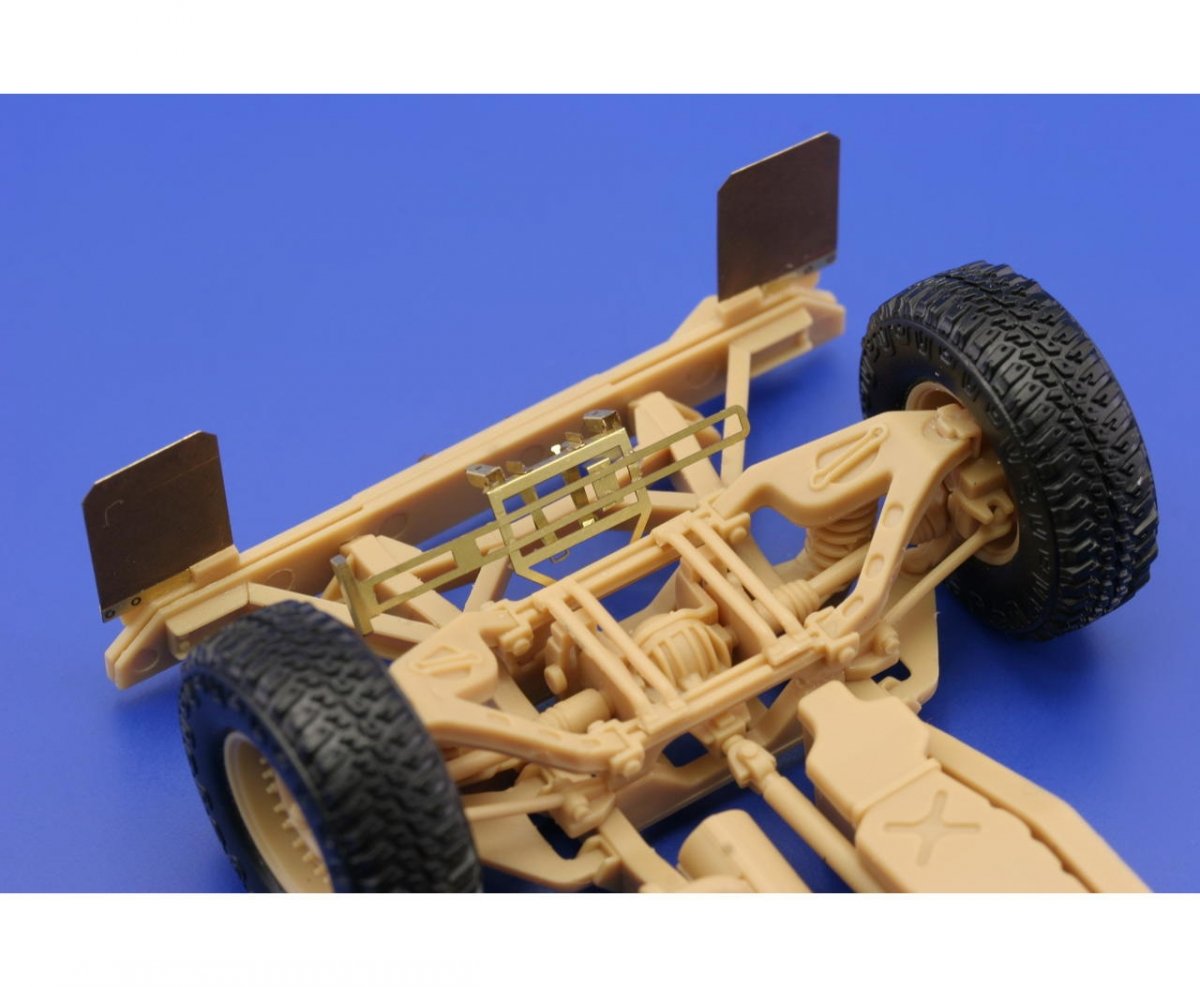 Eduard 36209 M-1151 EAC interior 1/35 Academy – imagen 15
