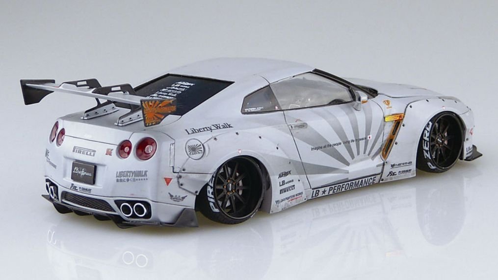 Aoshima 05403 NISSAN LB WORKS R35 GT-R Ver.2 1/24 – imagen 3