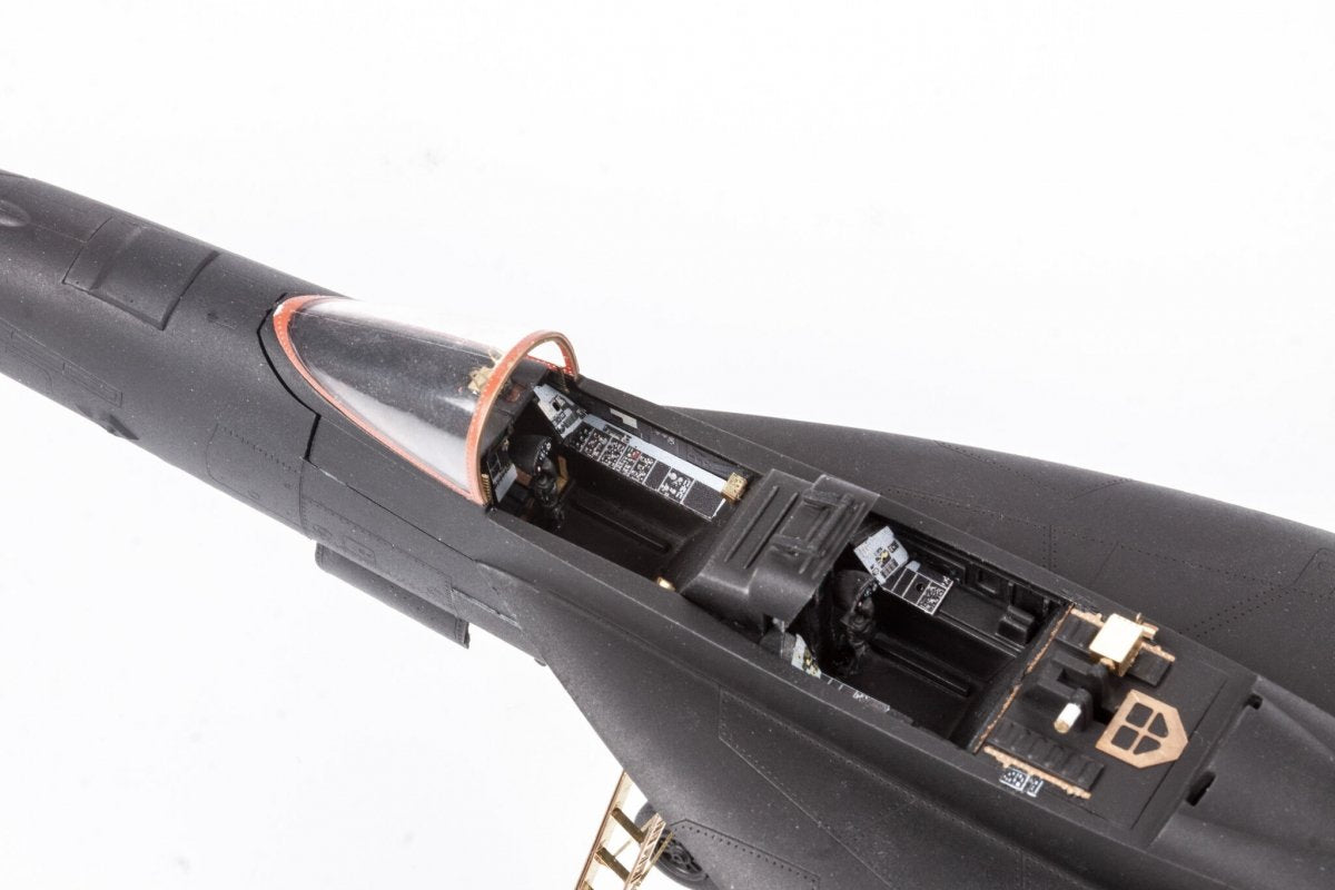 Eduard FE1260 F/A-18F HOBBY BOSS 1/48 – Bild 6
