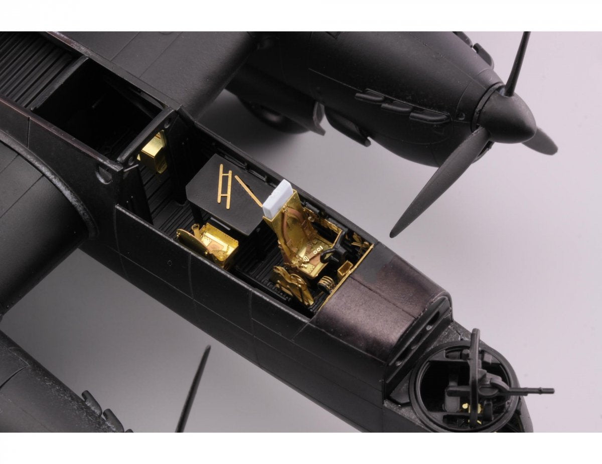 Eduard 73577 Whitley GR Mk. VII AIRFIX 1/72 – obrázek 7