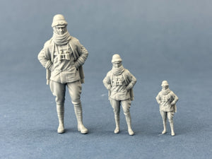 Copper State Models F48-008 Italian Airman in Roold Crash Helmet 1/48 – image 2