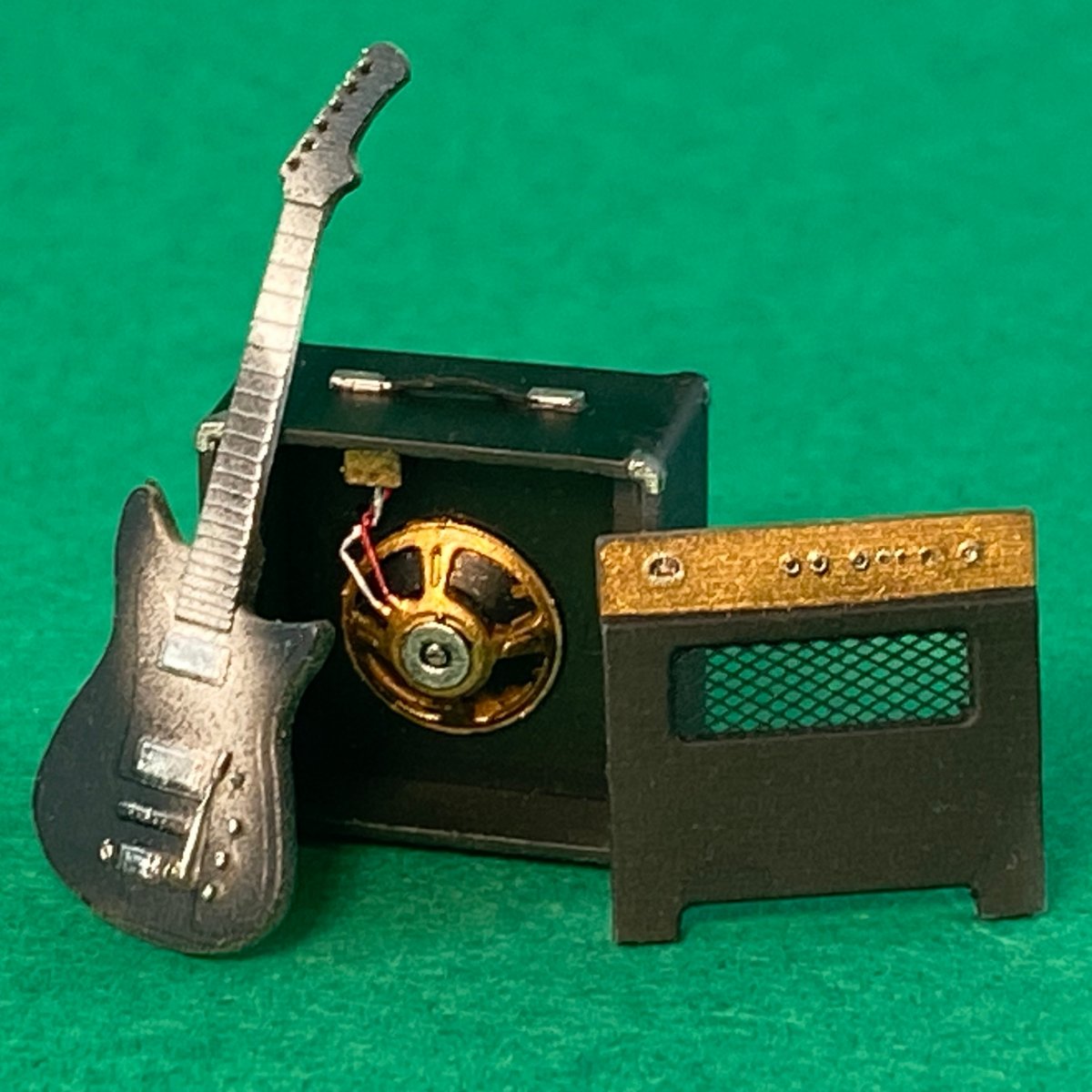 Point of no Return 3523033 Electric guitar and amplifier 1/35 – image 3