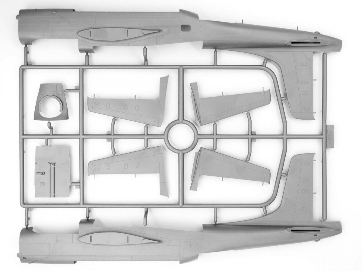 ICM 48288 A-26C-15 Invader with pilots and ground personnel 1/48 – Bild 19