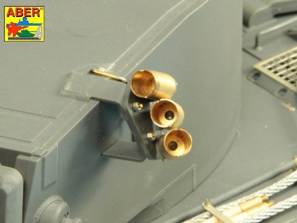 Aber 16026 Smoke grenade launchers for German vehicles such as: Tiger I, Panther D, Puma, Luchs, Stug IIIG 1/16 – image 9