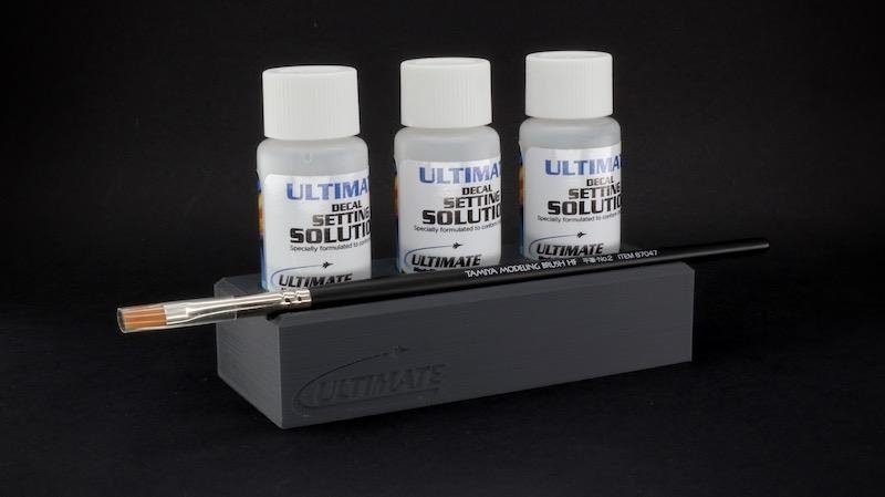 Ultimate Modeling Products UMP064 Ultimate Decal Setting Solution Holder