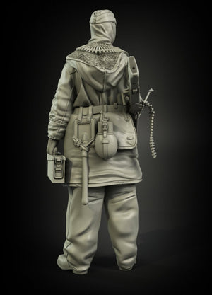 Panzer Art FI35-063 Waffen-SS Anorakanzug MG-42 gunner 1/35 – image 4
