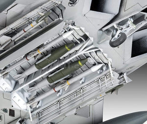 Revell 03858 Lockheed Martin F-22A Raptor 1/72 – image 7