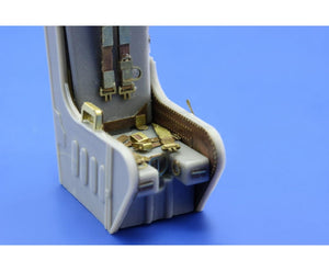 Eduard 32724 A-4E Escapac IA-1 seatbelts 1/32 Trumpeter – obrázek 5