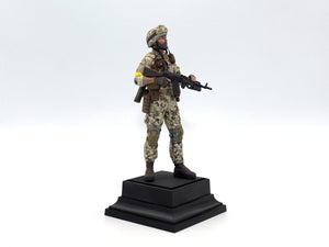 ICM 16104 Soldier of the Armed Forces of Ukraine 1/16 – image 10