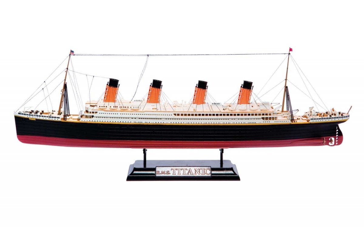 Airfix 50164A RMS Titanic Gift Set 1/700 – image 2
