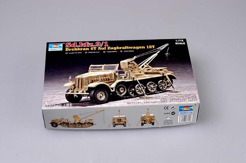 Trumpeter 07251 Drehkran 6t auf Zugkraftwagen 18t (Sd.kfz.9/1) 1/72 – image 2