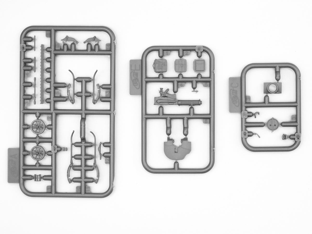 ICM 35749 Infantry weapons and chevrons Armed Forces of Ukraine 1/35 – image 3