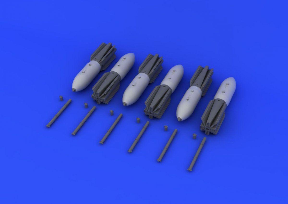 Eduard 672059 M117 bombs w/ airbrake 1/72