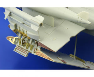 Eduard 48680 EA-6B wing fold 1/48 Kinetic – obrázek 3