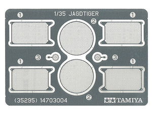 Tamiya 35295 German Heavy Tank Destroyer Jagdtiger Early Production 1/35 – image 11