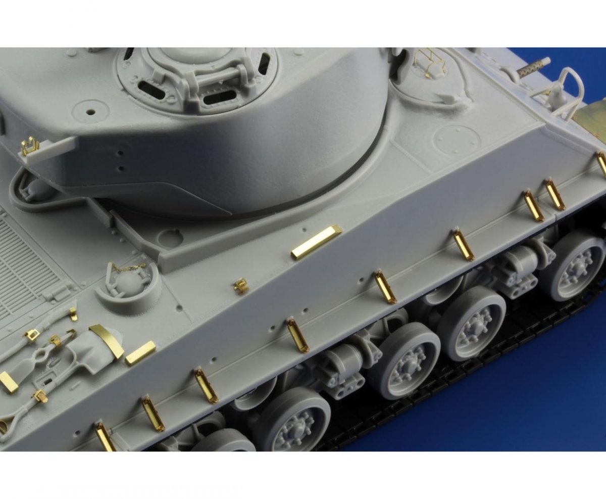 Eduard 36334 M4A3E8 TAMIYA 1/35 – imagen 2