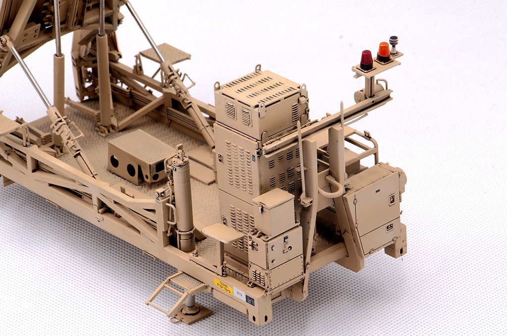 Trumpeter 01092 Iron Dome Air Defense System 1/35 – image 15