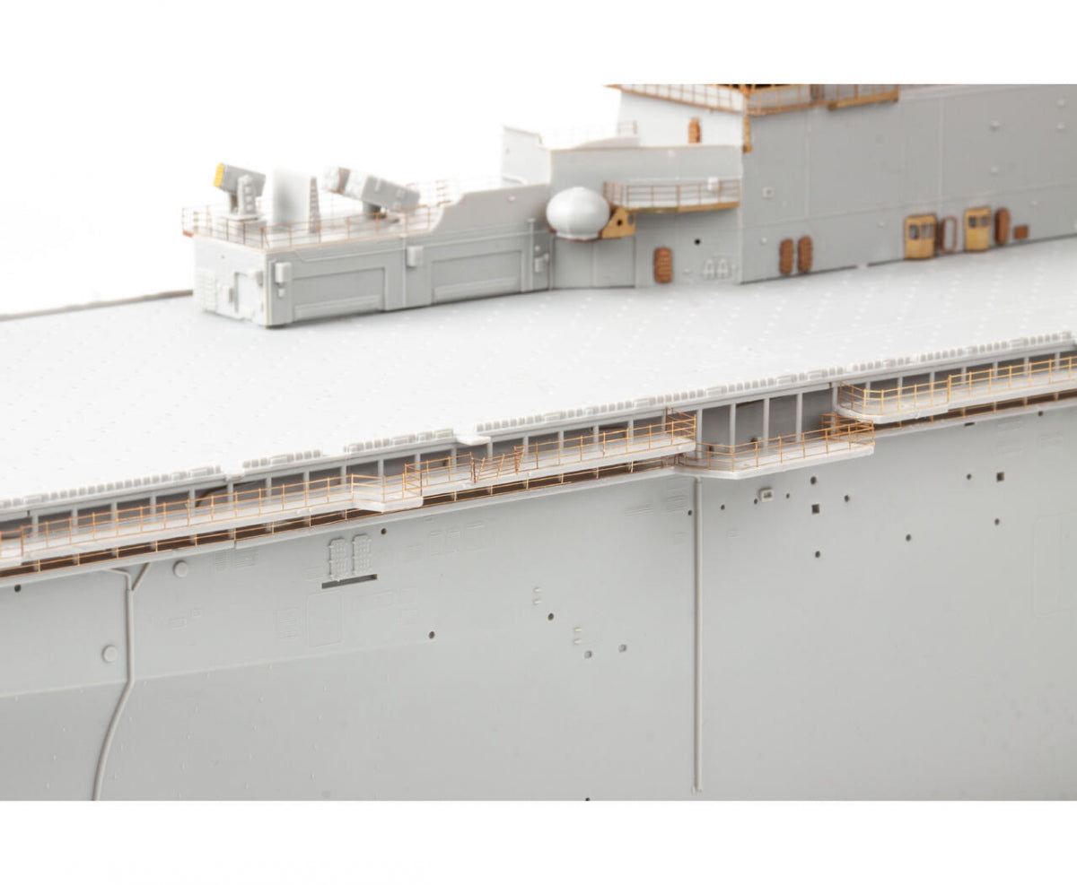 Eduard 53321 USS Wasp LHD-1 part 4 Trumpeter 1/350 – Bild 8