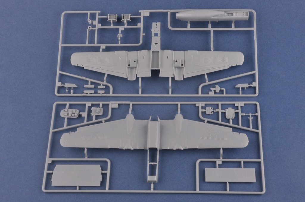 Hobby Boss 87263 P-61C Black Widow 1/72 – image 9