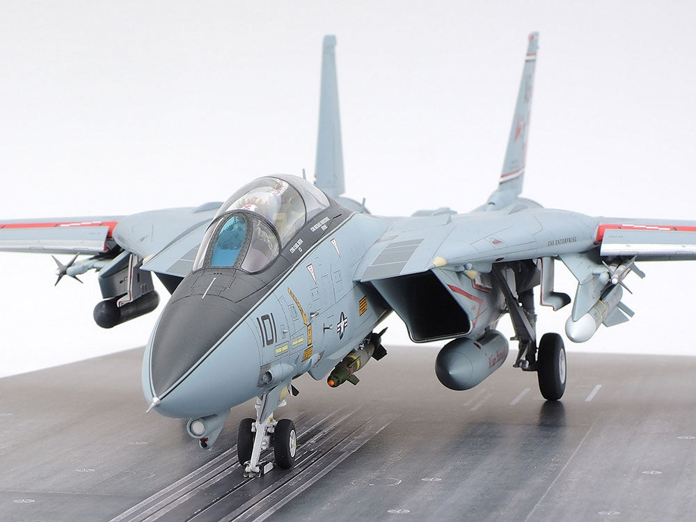 Tamiya 61122 Grumman F-14A Tomcat (Late Model) Carrier Launch Set 1/48 – Bild 2