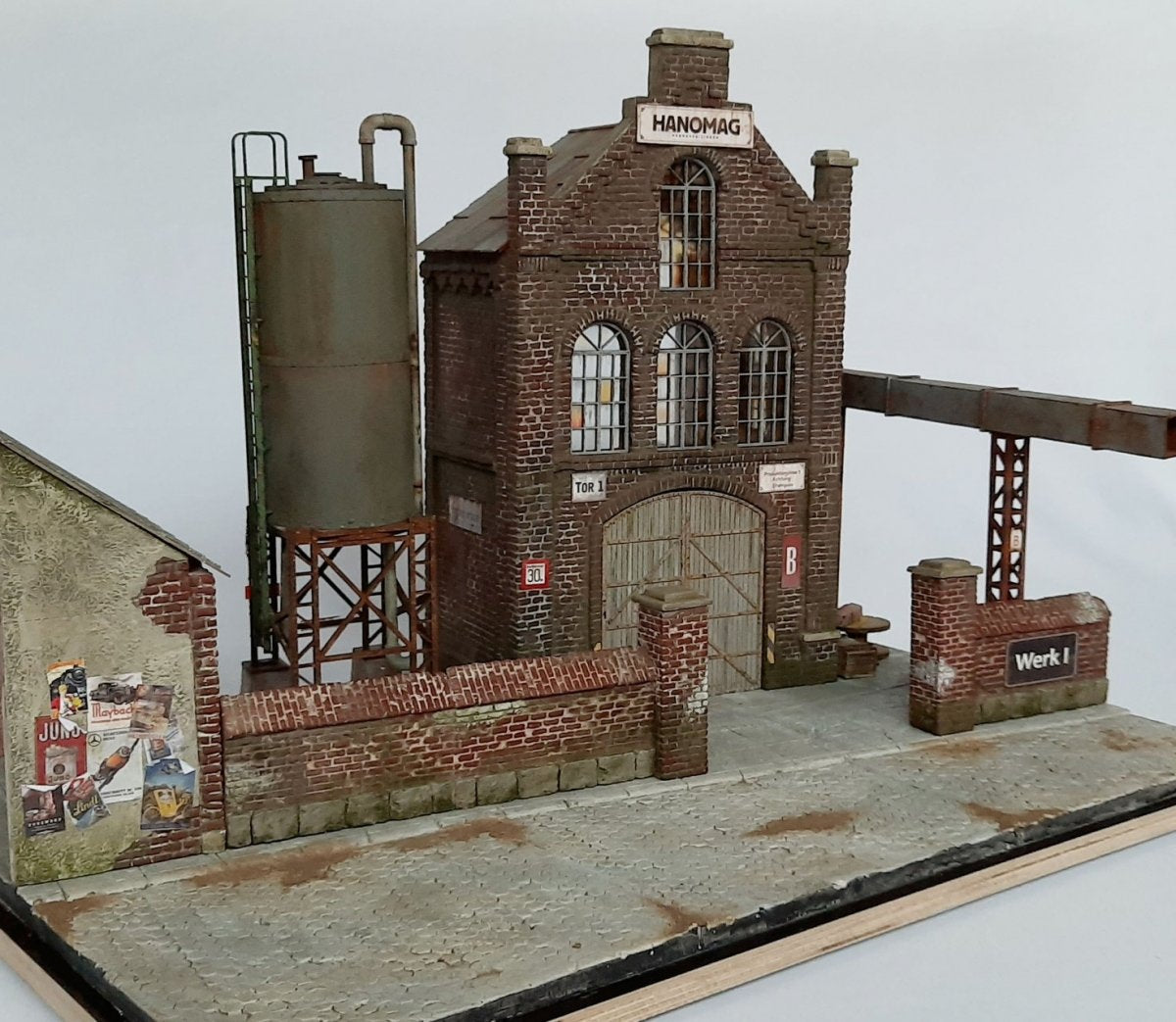 RT-Diorama 35286 Diorama-Base: &amp;quot;Factory Yard&amp;quot; 1/35 – immagine 9