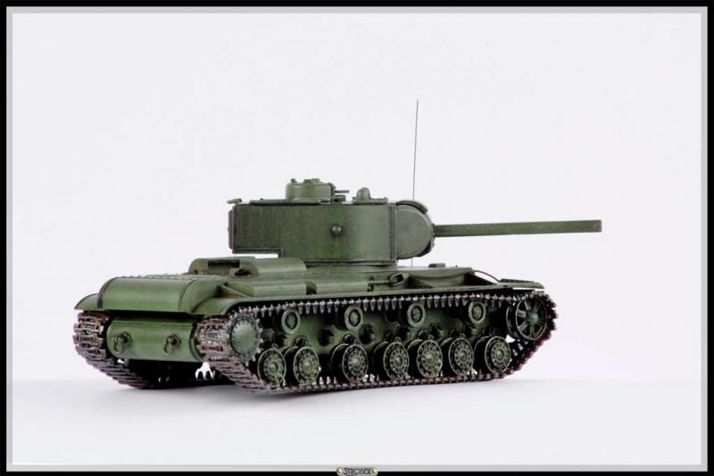 PST 72059 KV-220 Heavy Tank 1/72 – imagen 3