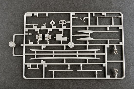 Trumpeter 05349 Italian Heavy Cruiser Gorizia 1/350 – obrázek 8