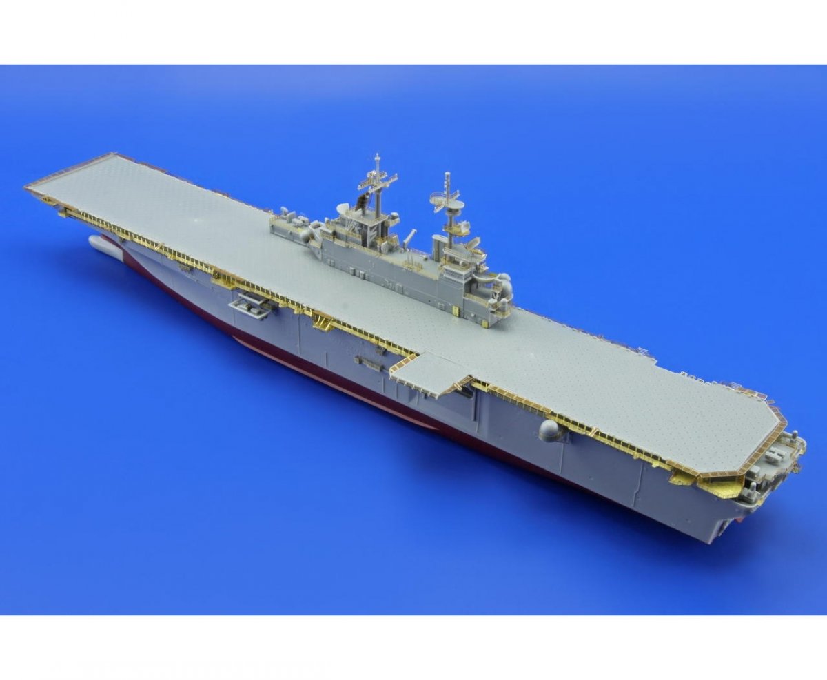 Eduard 17033 USS Wasp LHD-1 HOBBY BOSS 1/700 – Bild 7