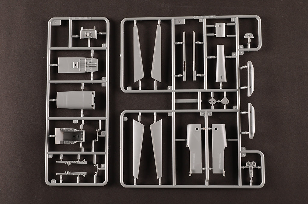 Hobby Boss 85818 F/A-18E Super Hornet VFC-12 1/48 – obrázek 14