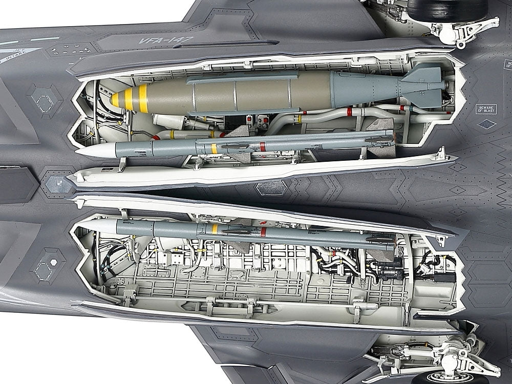 Tamiya 61127 Lockheed Martin F-35C Lightning II 1/48 – zdjęcie 19