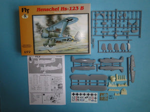 Fly 72010 Henschel Hs-123 B 1/72 – immagine 2