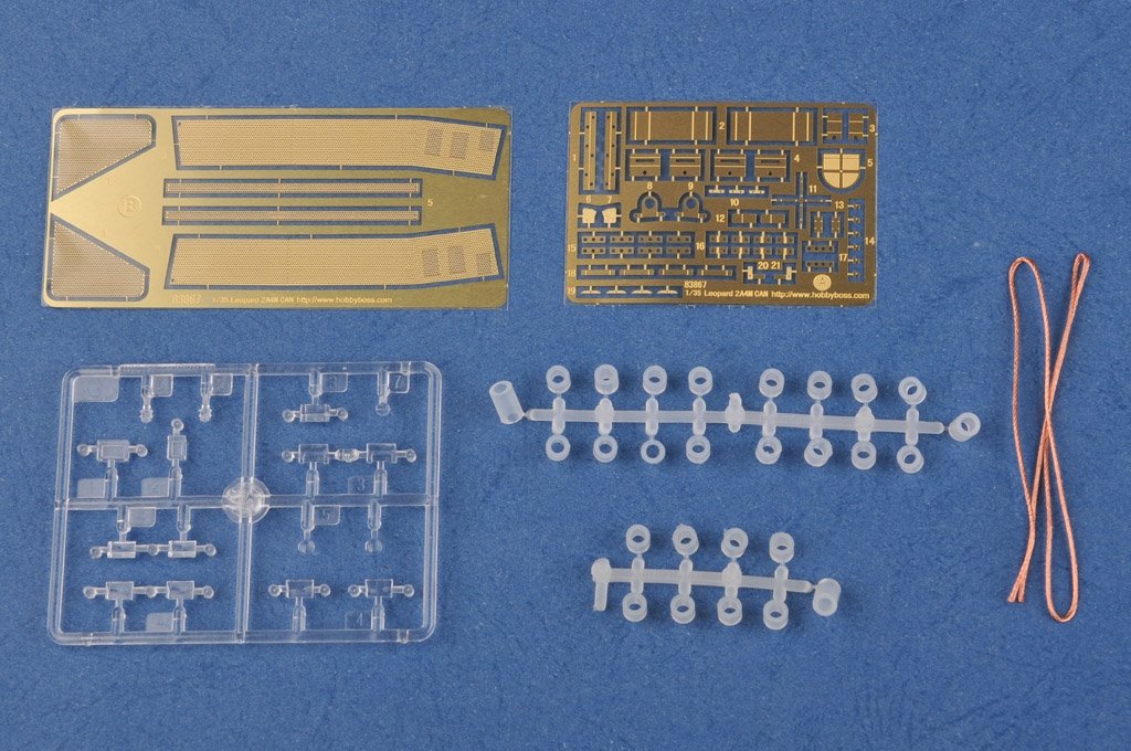Hobby Boss 83867 Leopard 2A4M CAN – immagine 10
