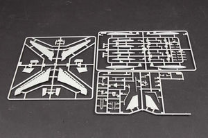Trumpeter 01650 F-100F Super Saber (1/72) – Bild 2