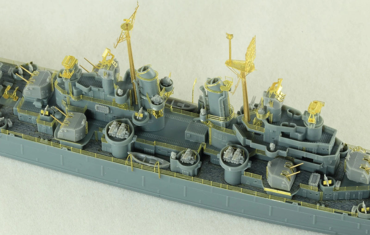 Vee Hobby E57015 USS WORCESTER CL-144 CRUISER - DELUXE EDITION 1/700 – Bild 8